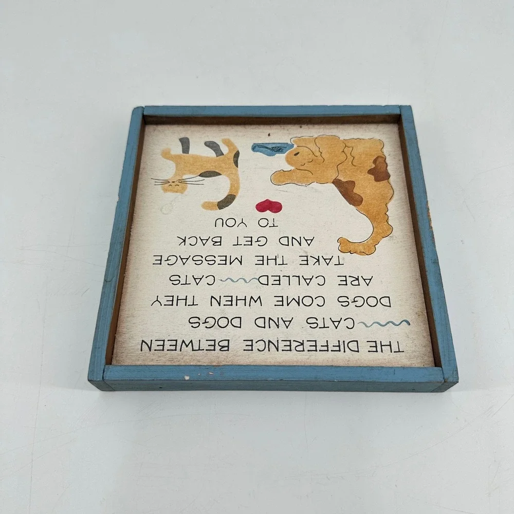 H & Co Enterprises Vintage Wood Wall Plaque Cats vs Dogs Quote Blue Frame 6x6